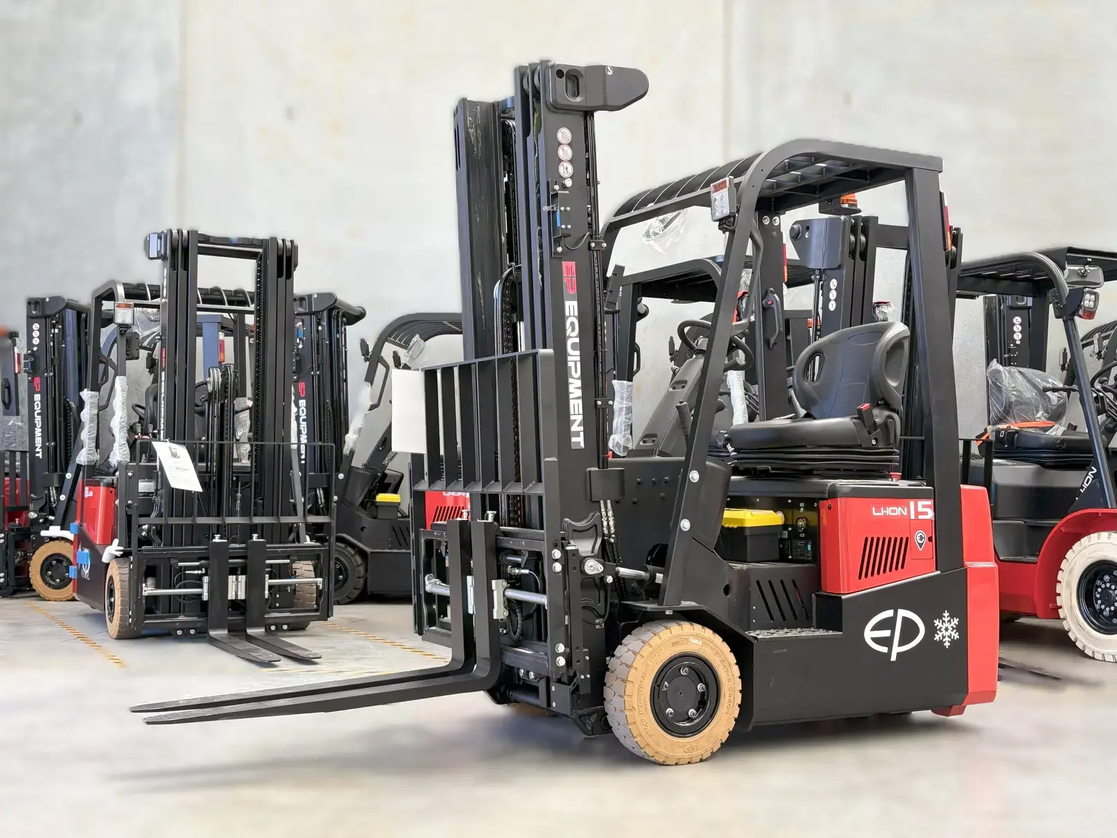 Warehouse Real Stock Photo of CPD15TVL - SKU: CPD15TVL-3F48-NM-L150-SSFP-CS-P01