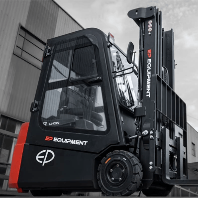 EP Equipment lithium-ion electric forklift equipped with optional full cabin, providing all-weather protection and improved operator comfort for outdoor applications.