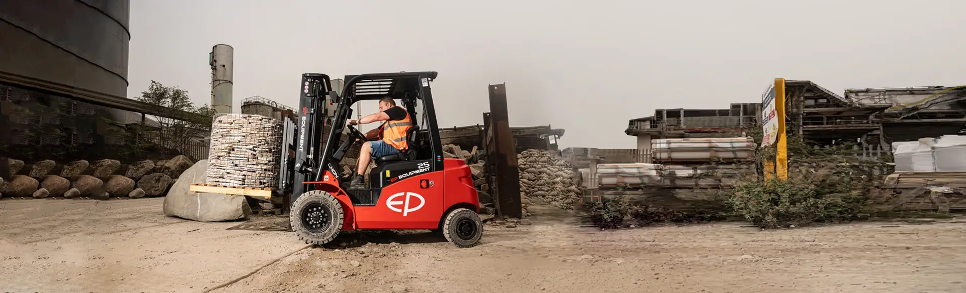 Discover our electric forklifts, nationwide service, and commitment to performance, innovation, and eco-friendly solutions.