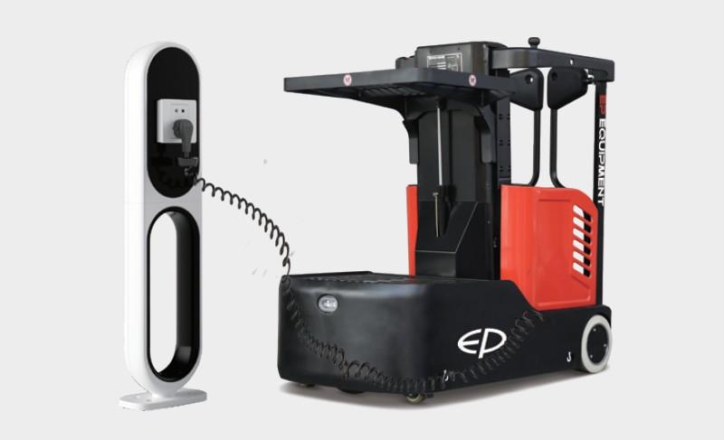 EP Equipment JX0 lithium-ion electric order picker equipped with integrated lithium battery and easy plug-in charging system.